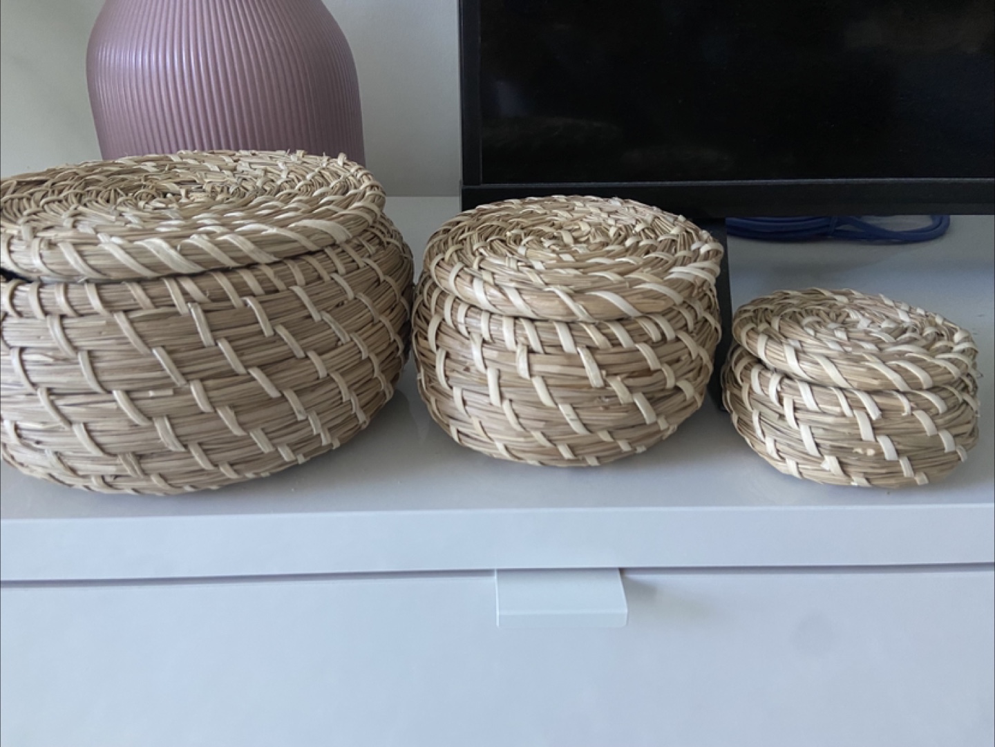 decorative seagrass containers