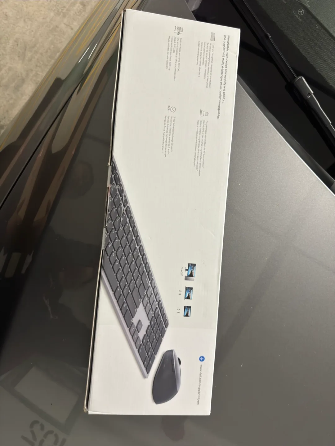 Dell KW732W Wireless Keyboard and Mouse Combo thumbnail