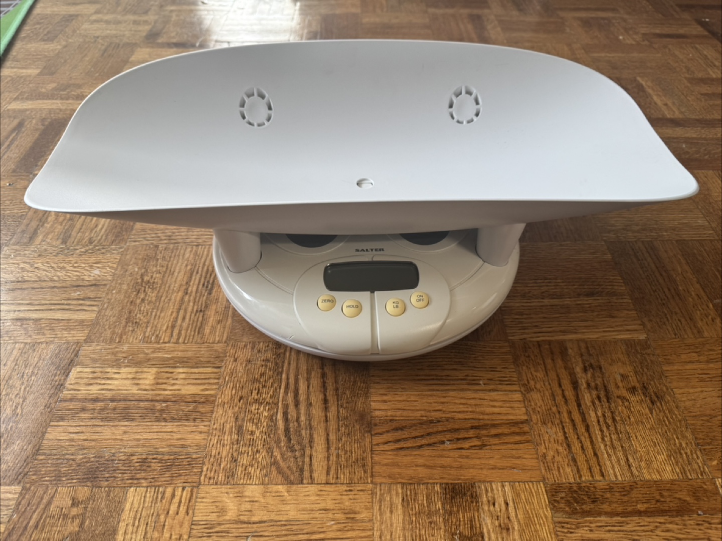 Salter Baby Scale -  Model 9114 - photo 2