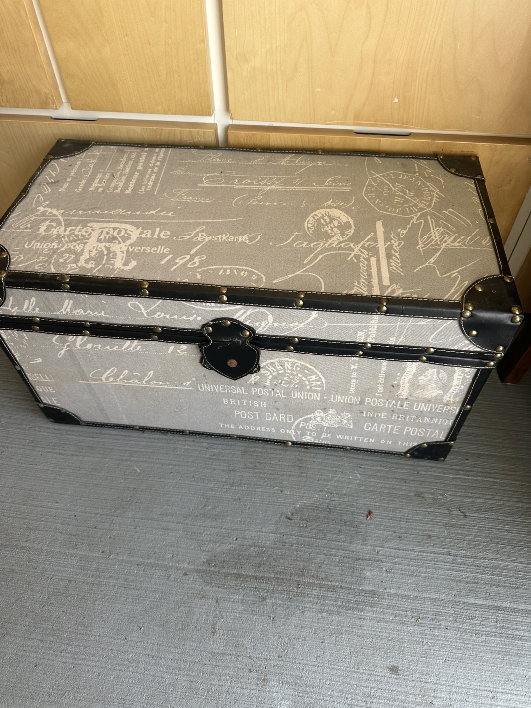 Storage chest PENDING FOR WEDNESDAY - photo 3