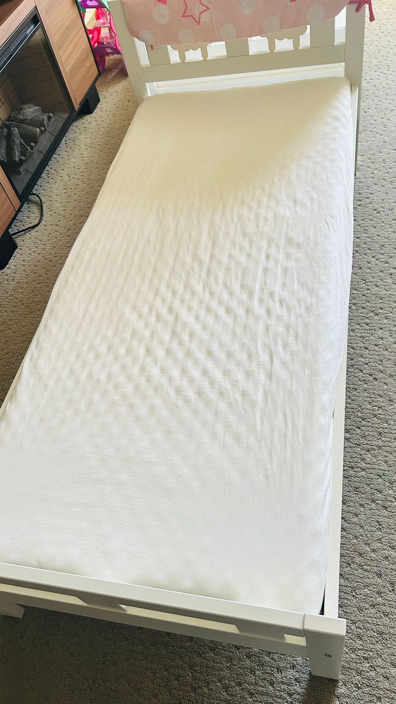Toddler Twin Bed Frame with Guard Rail - photo 3