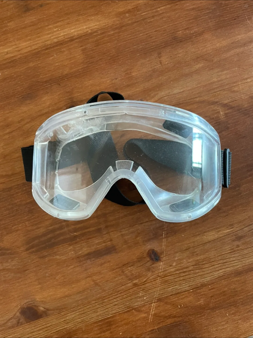 Safety goggles thumbnail