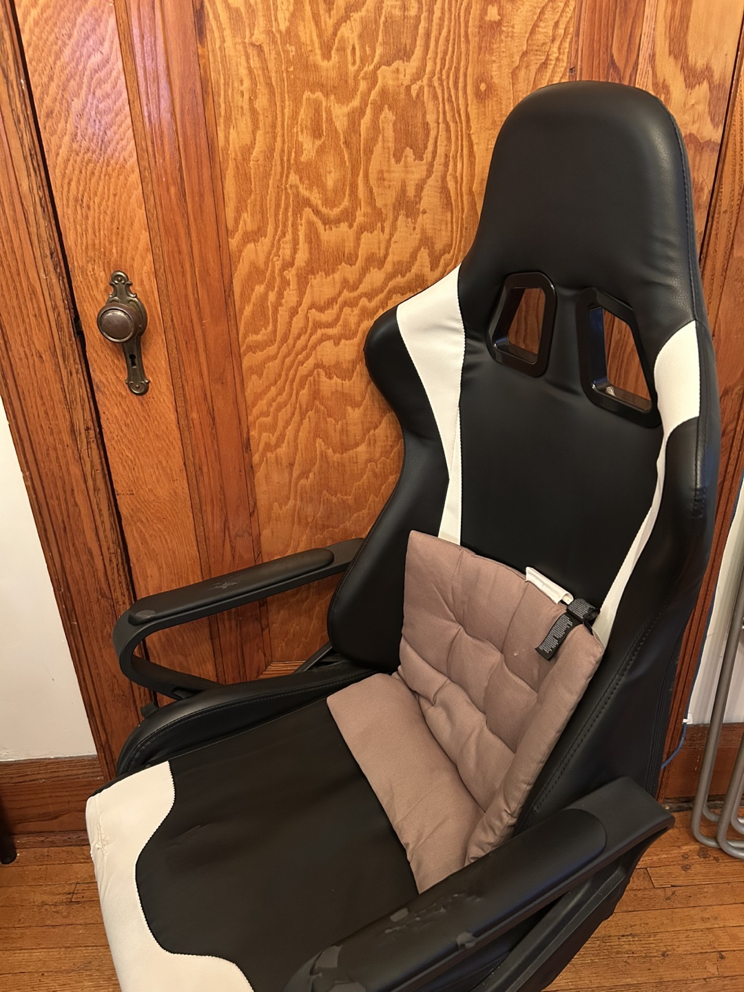 Gaming Chair - Black and White