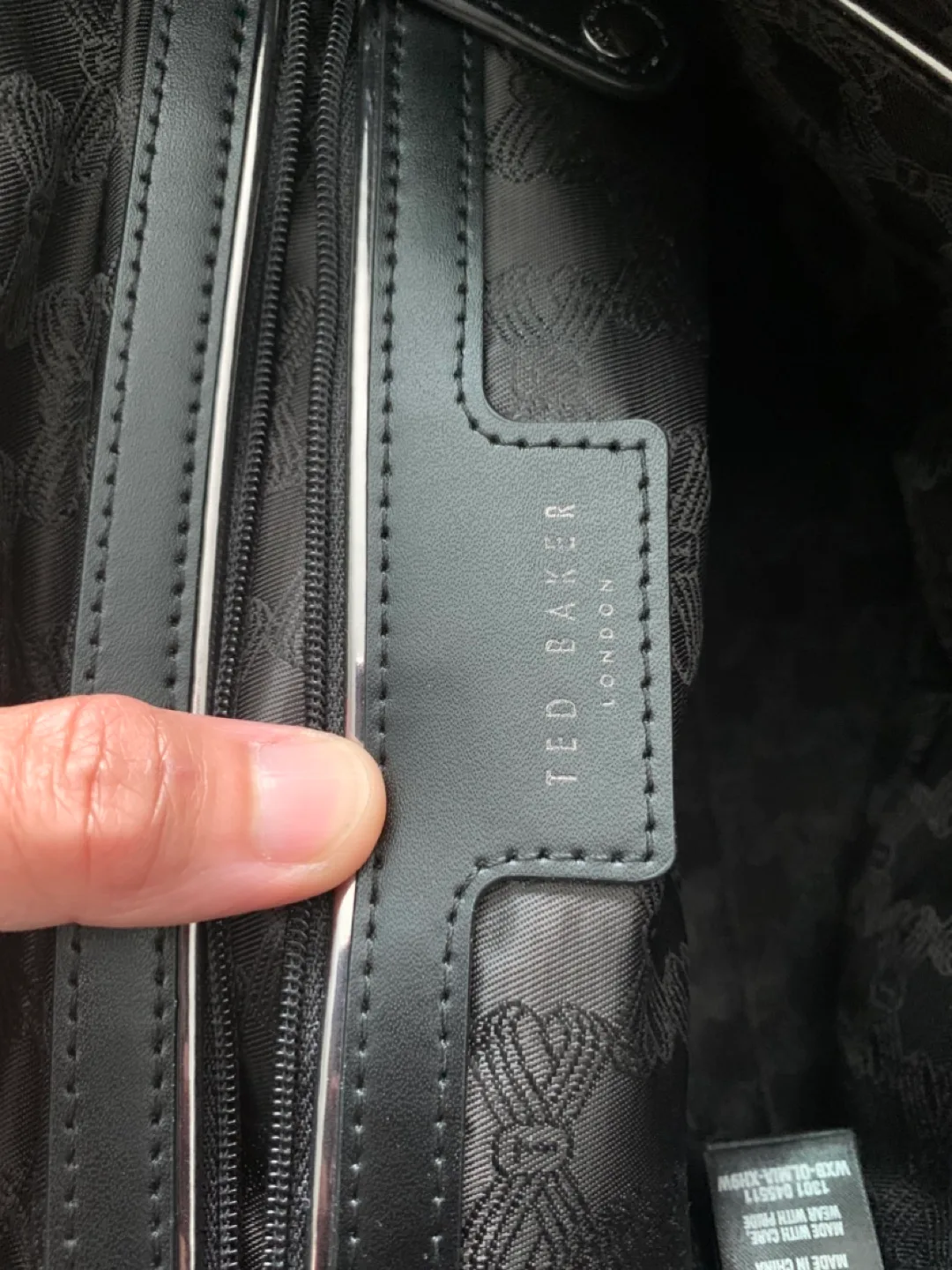 Ted Baker London Black Leather Tote Bag image indicator(5)