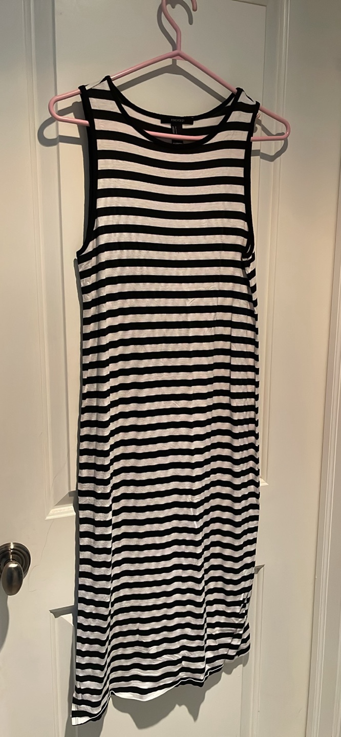 Summer dresses size small-medium