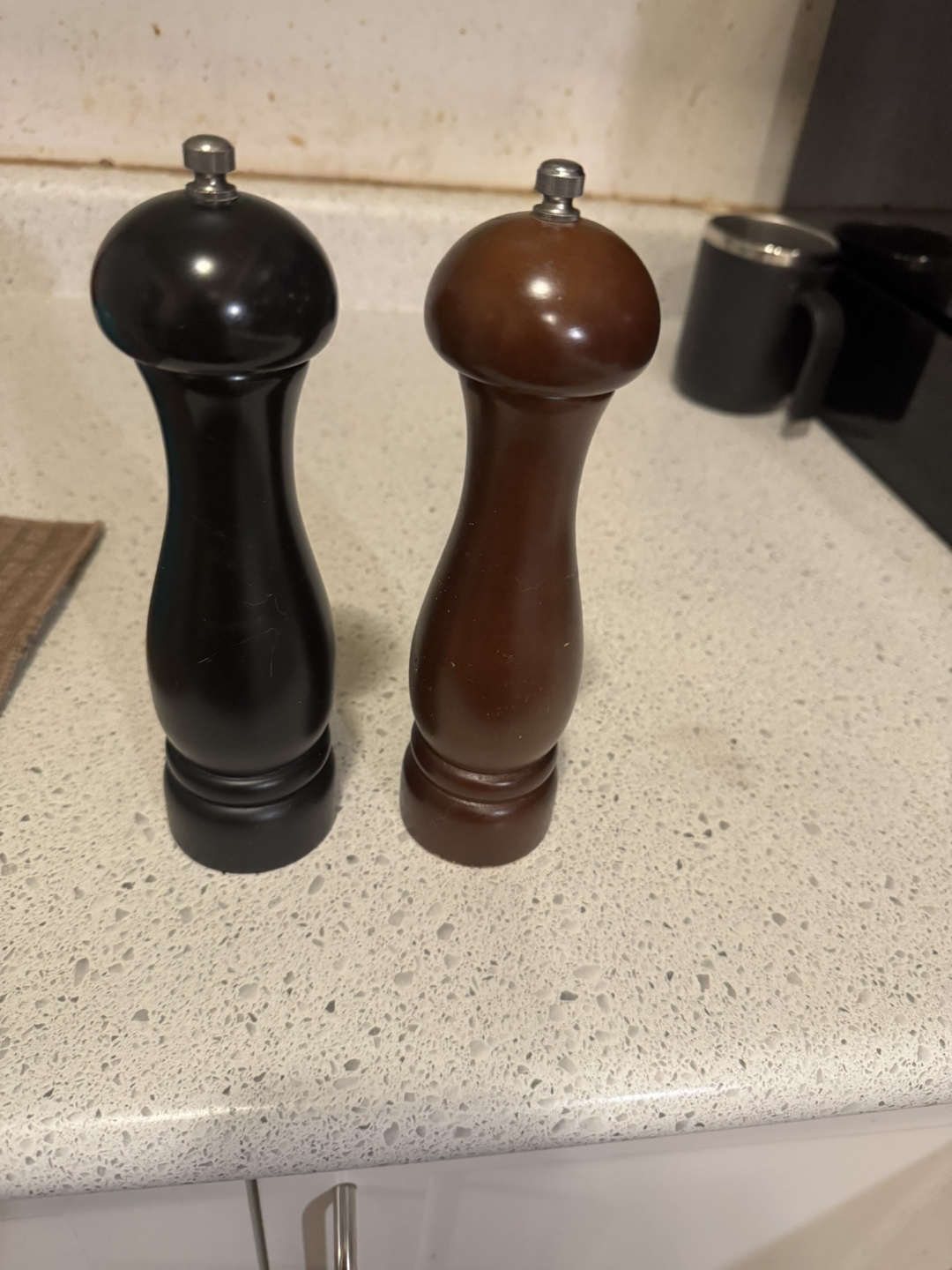 Wooden Salt and Pepper Grinders - photo 3