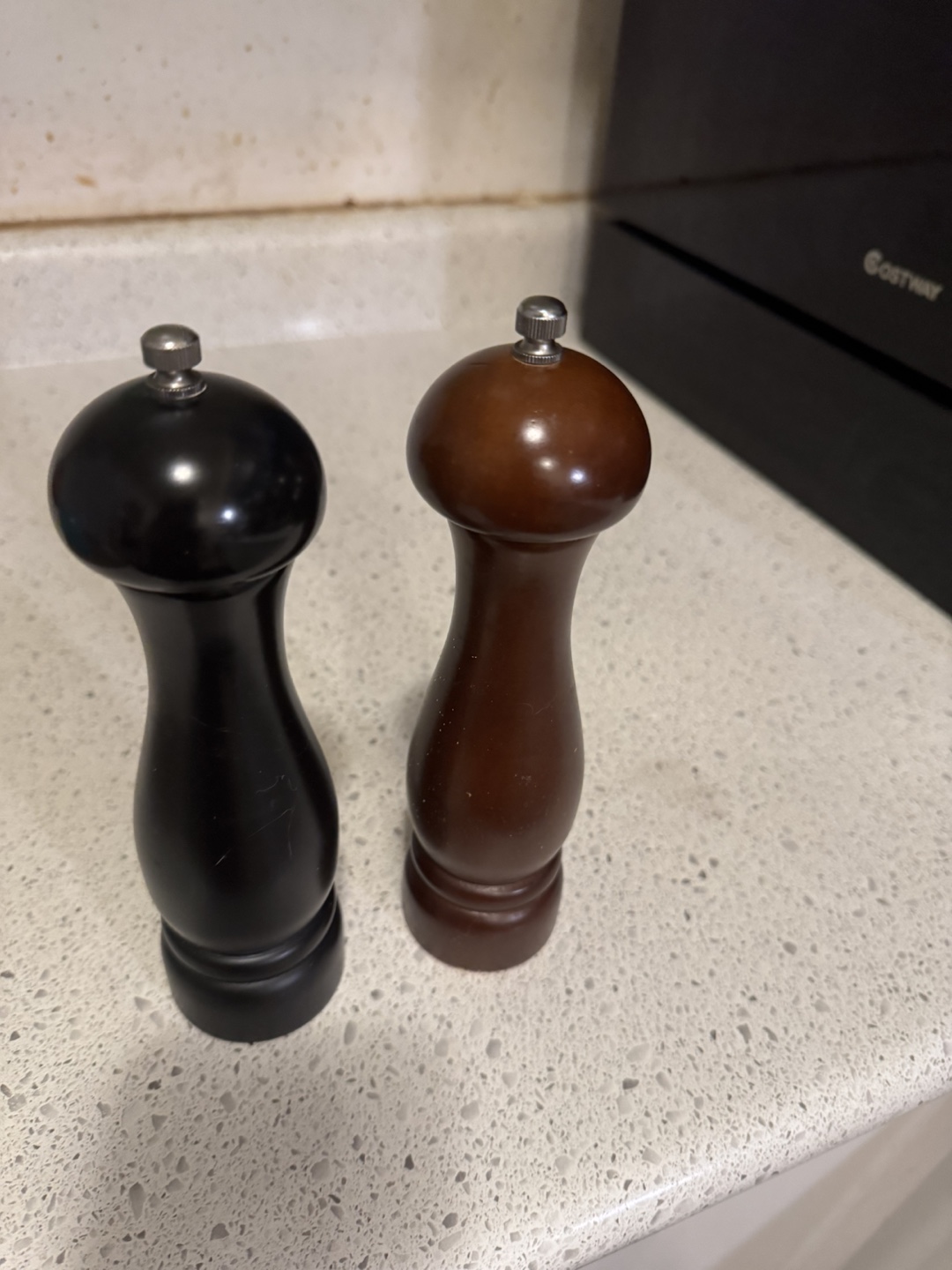 Wooden Salt and Pepper Grinders - photo 2