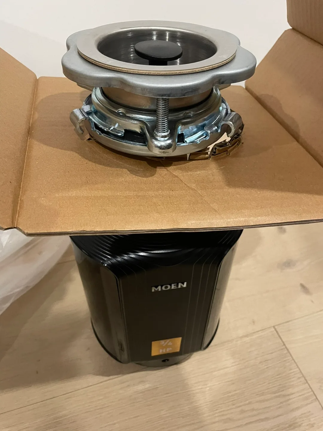 MOEN Host Series Garbage Disposal (Model # GXB75C) image indicator(3)