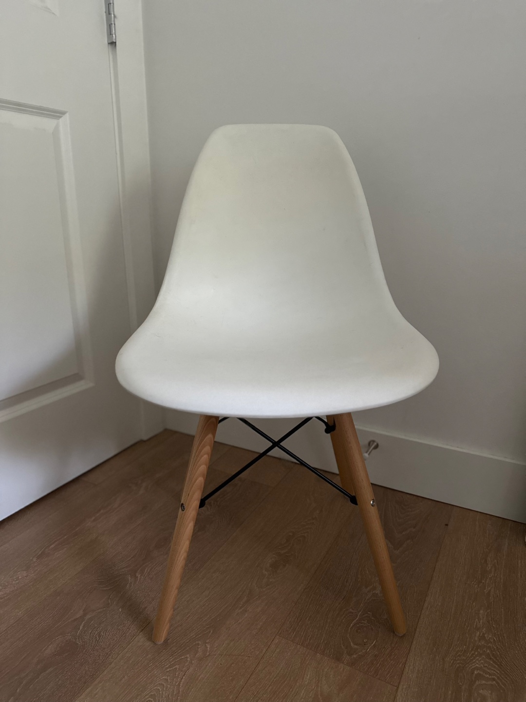 White Plastic Eiffel Chair with Wooden Legs