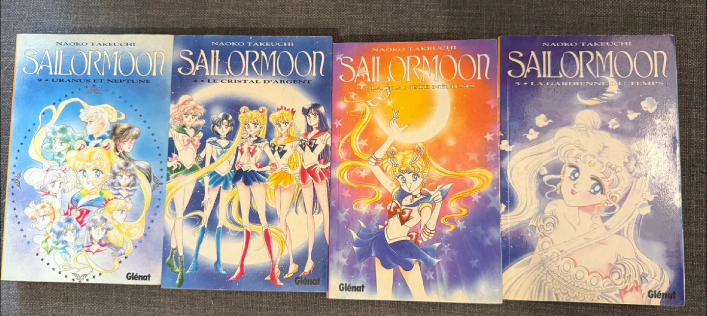 French Sailor Moon Manga Volumes 4, 5, 6, and 9 (French) thumbnail