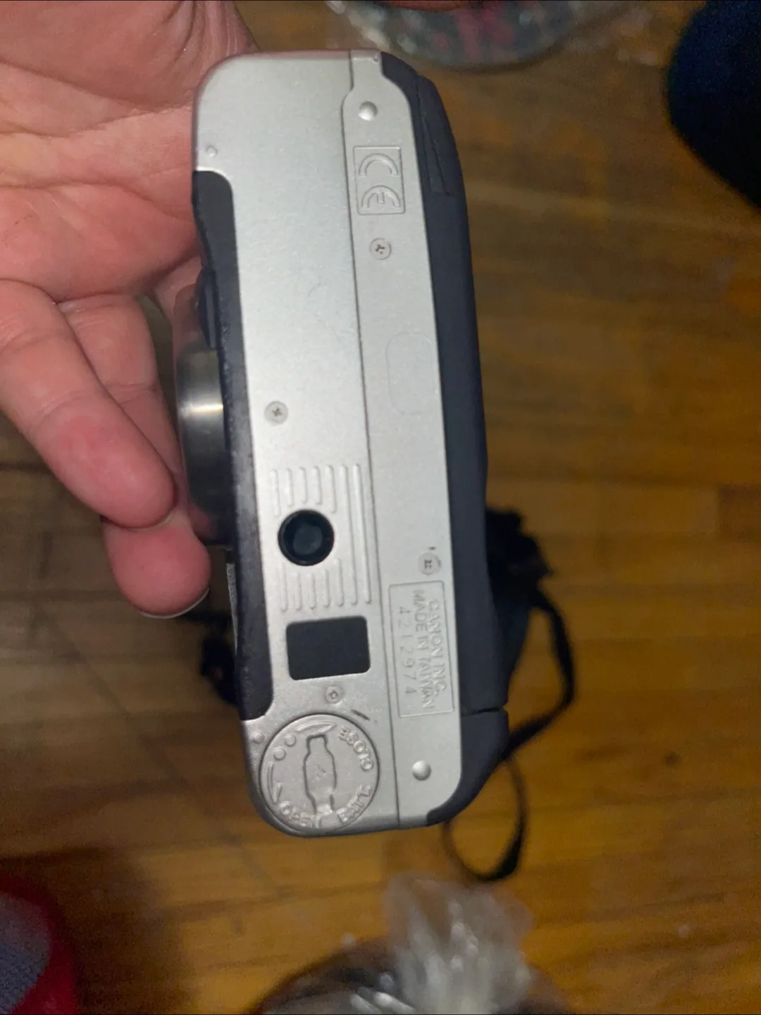 Vintage Canon Sure Shot 35mm Film Camera with Case image indicator(5)