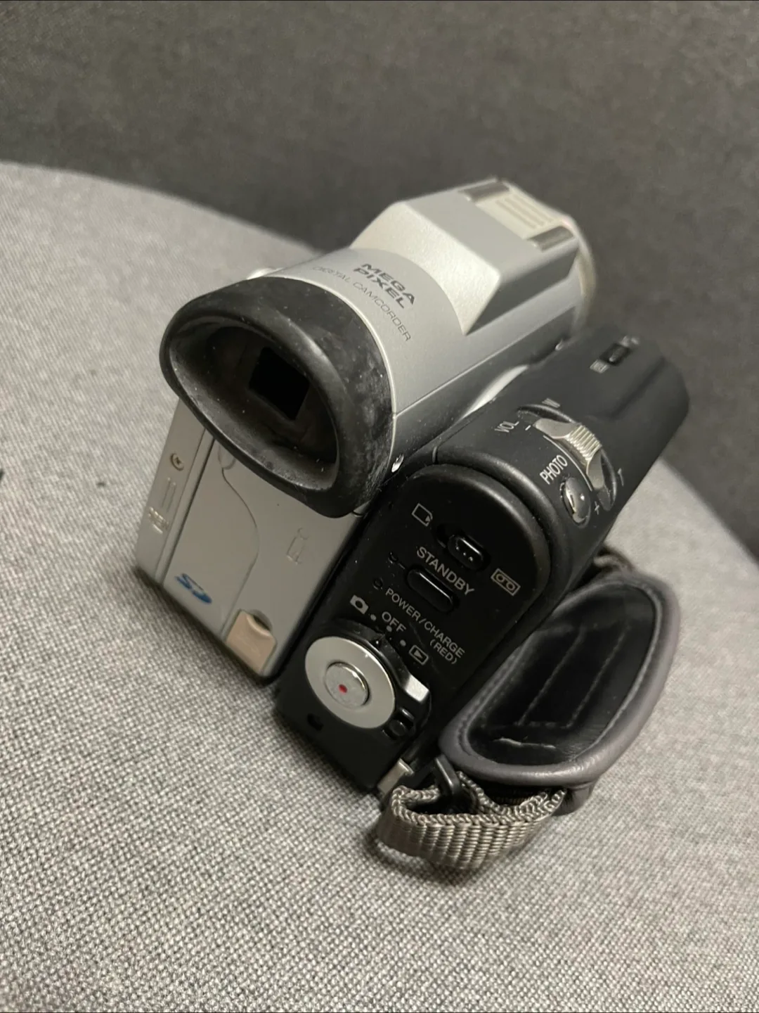 Sharp Viewcam Z VL-Z7 Digital Camcorder image indicator(2)