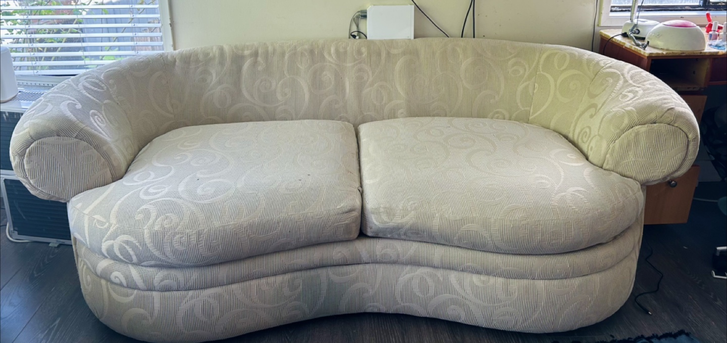 Curved loveseat, off-white fabric - photo 2