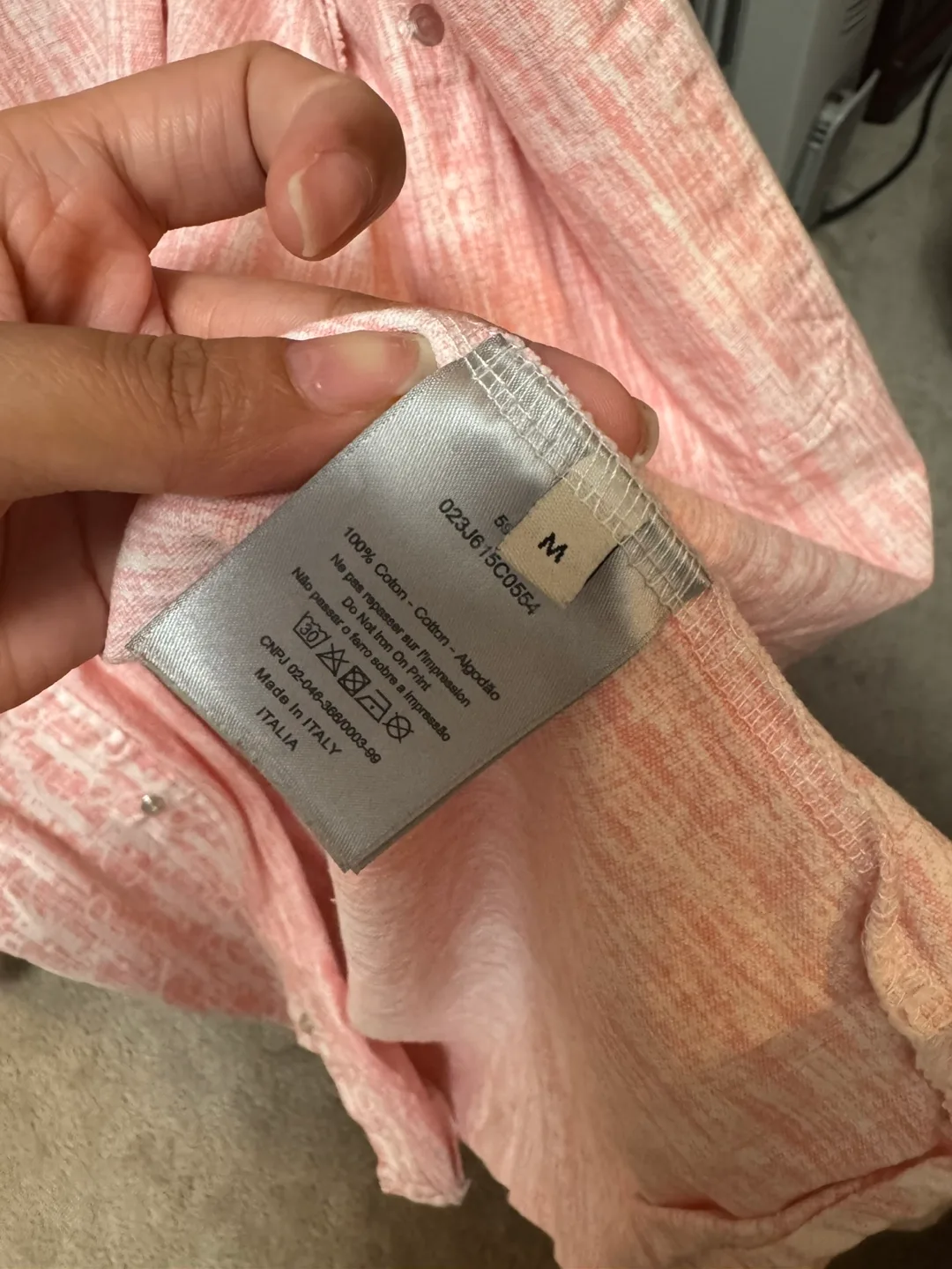 Dior Pink Button-Up Shirt - Size M image indicator(2)