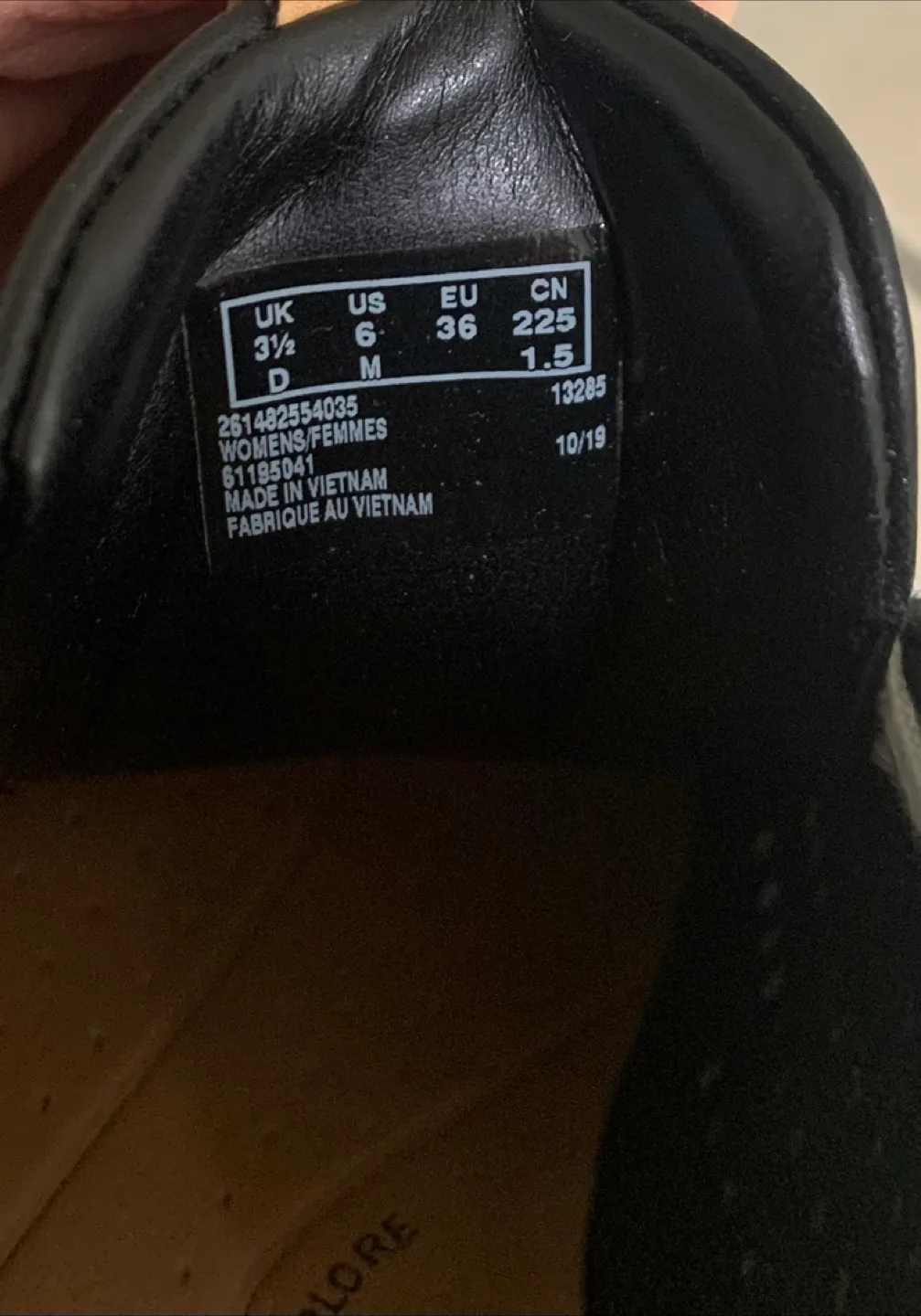 Clarks Women's Black Leather Sneakers - Size 6 image indicator(3)