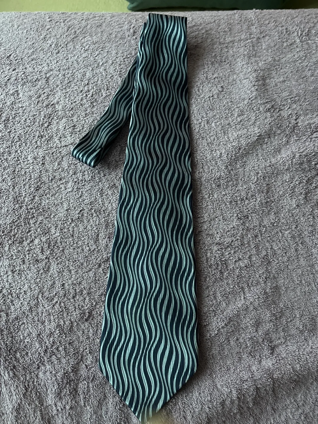 Men's Necktie - Silver and Navy Wave Pattern thumbnail