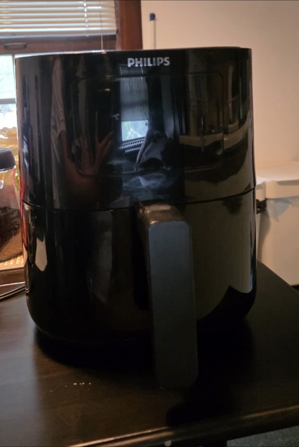 Philips Air Fryer -  Digital Display, Easy to Clean - photo 2