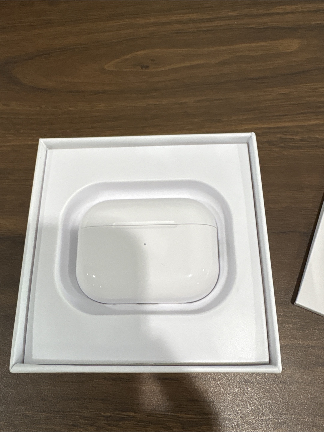 AirPods Pro (2nd gen) with MagSafe Charging Case - New - photo 3
