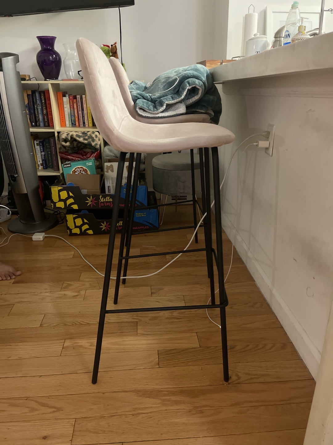 Pair of Pink Velvet Counter Stools with Black Metal Legs - photo 3