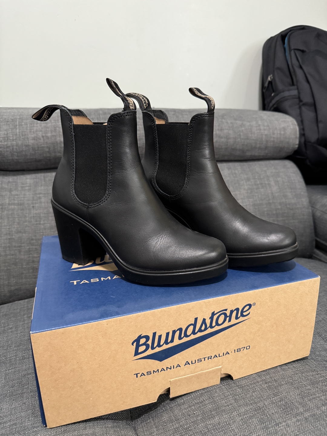 Blundstone Women's Series Hi Heel Chelsea Boots - Size 6 - photo 3
