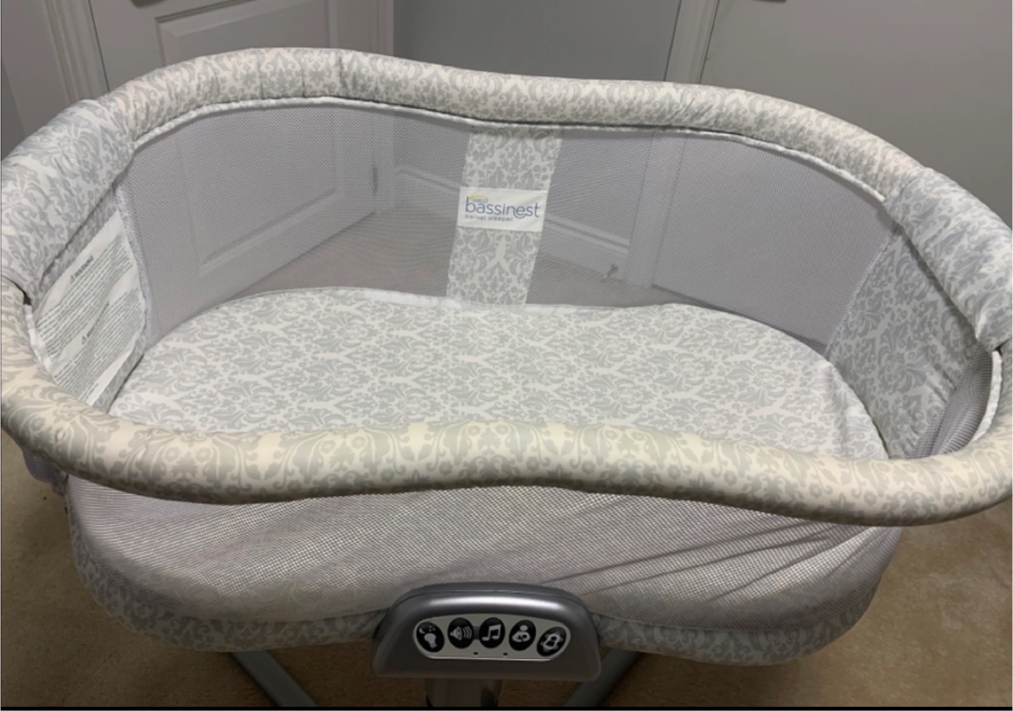 Bassinet with Stand, Grey Damask Pattern - photo 2