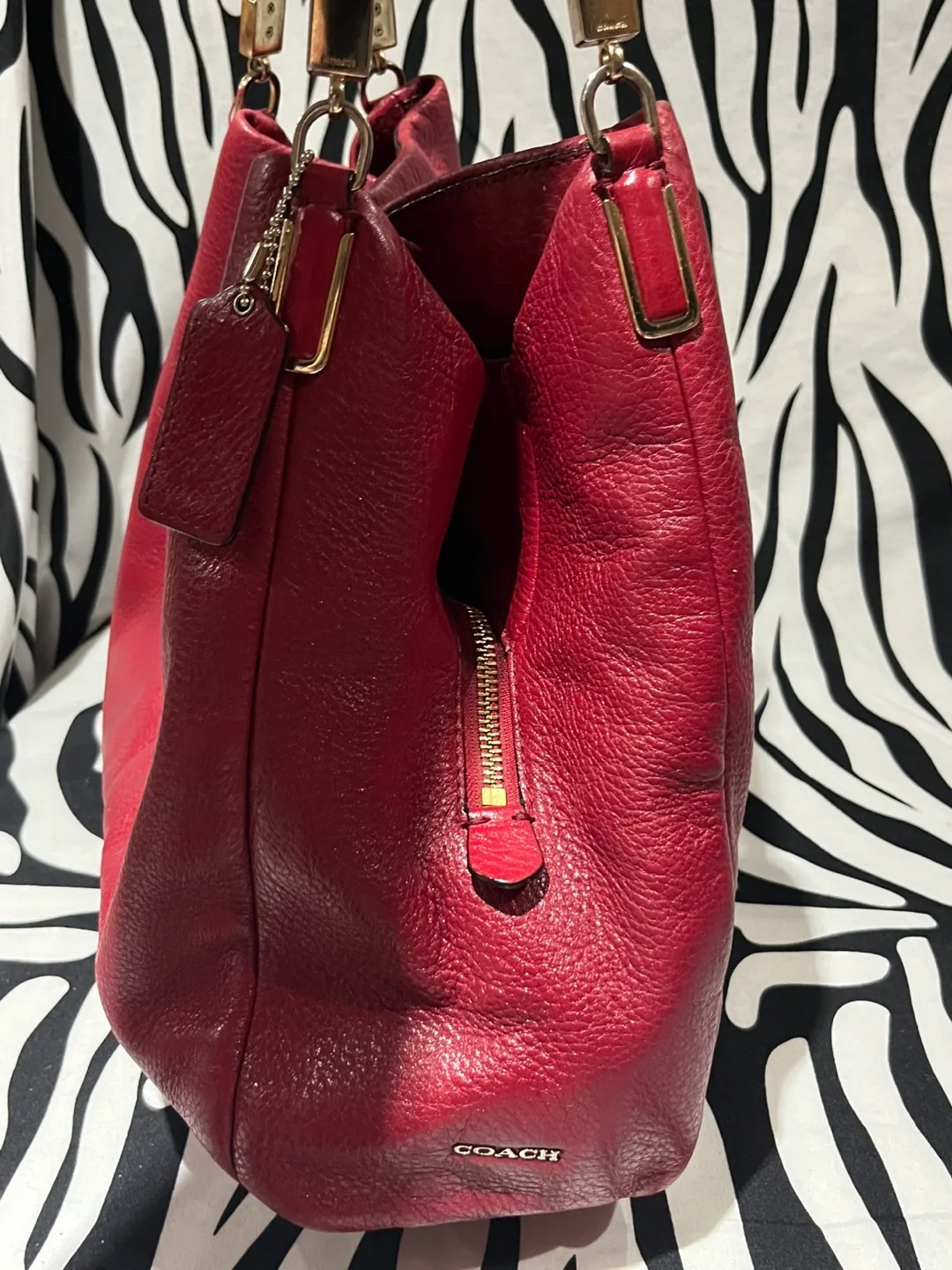 ❤️ Authentic Coach Phoebe Red Leather shoulder Bag ❤️ image indicator(6)