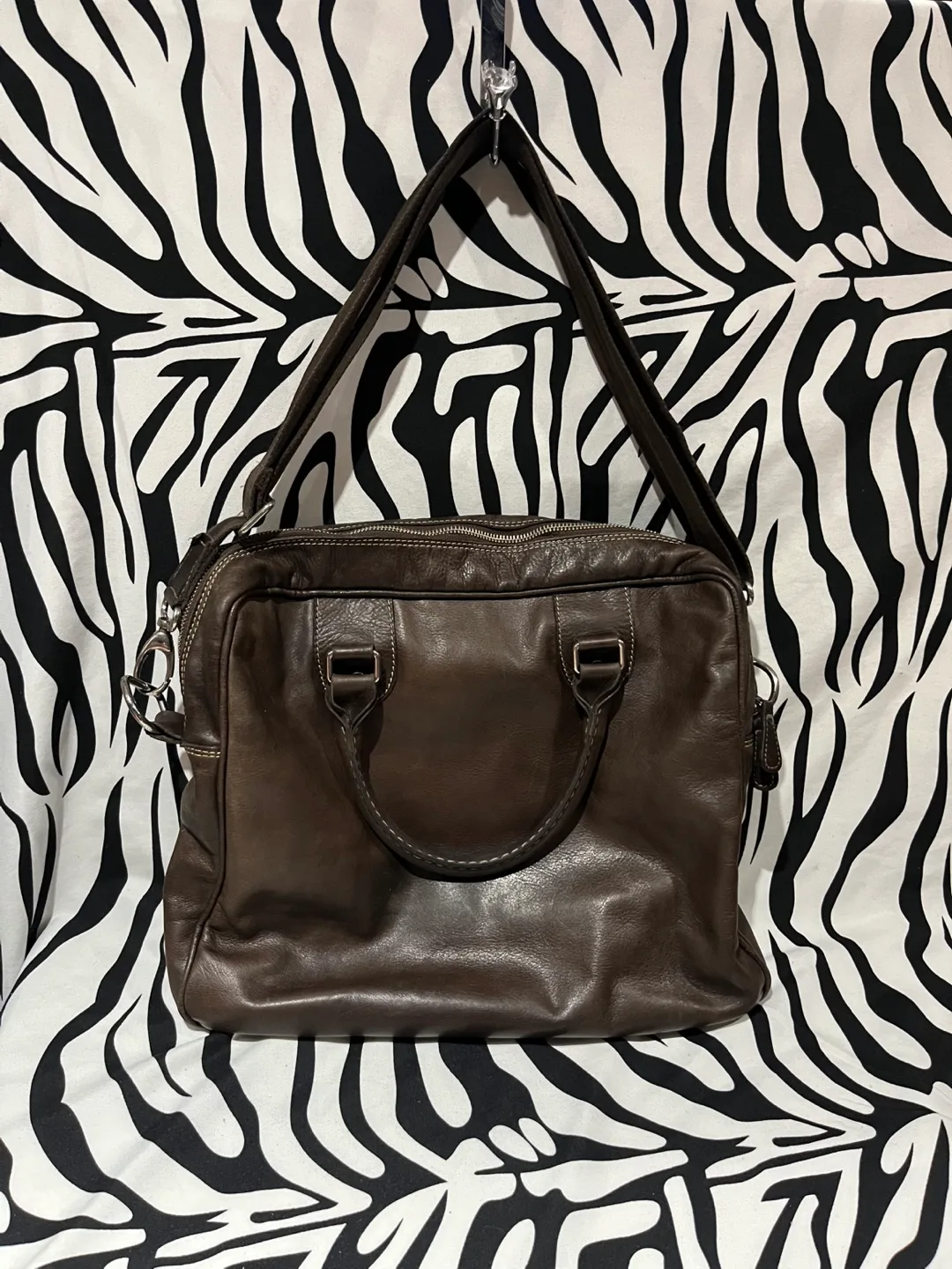 🌼 Roots Canada Brown Genuine Leather Bag 🌼 image indicator(4)