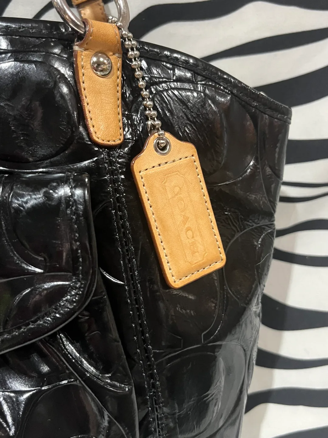 🌼 Vintage Black Coach Shoulder Bag 🌼 image indicator(6)