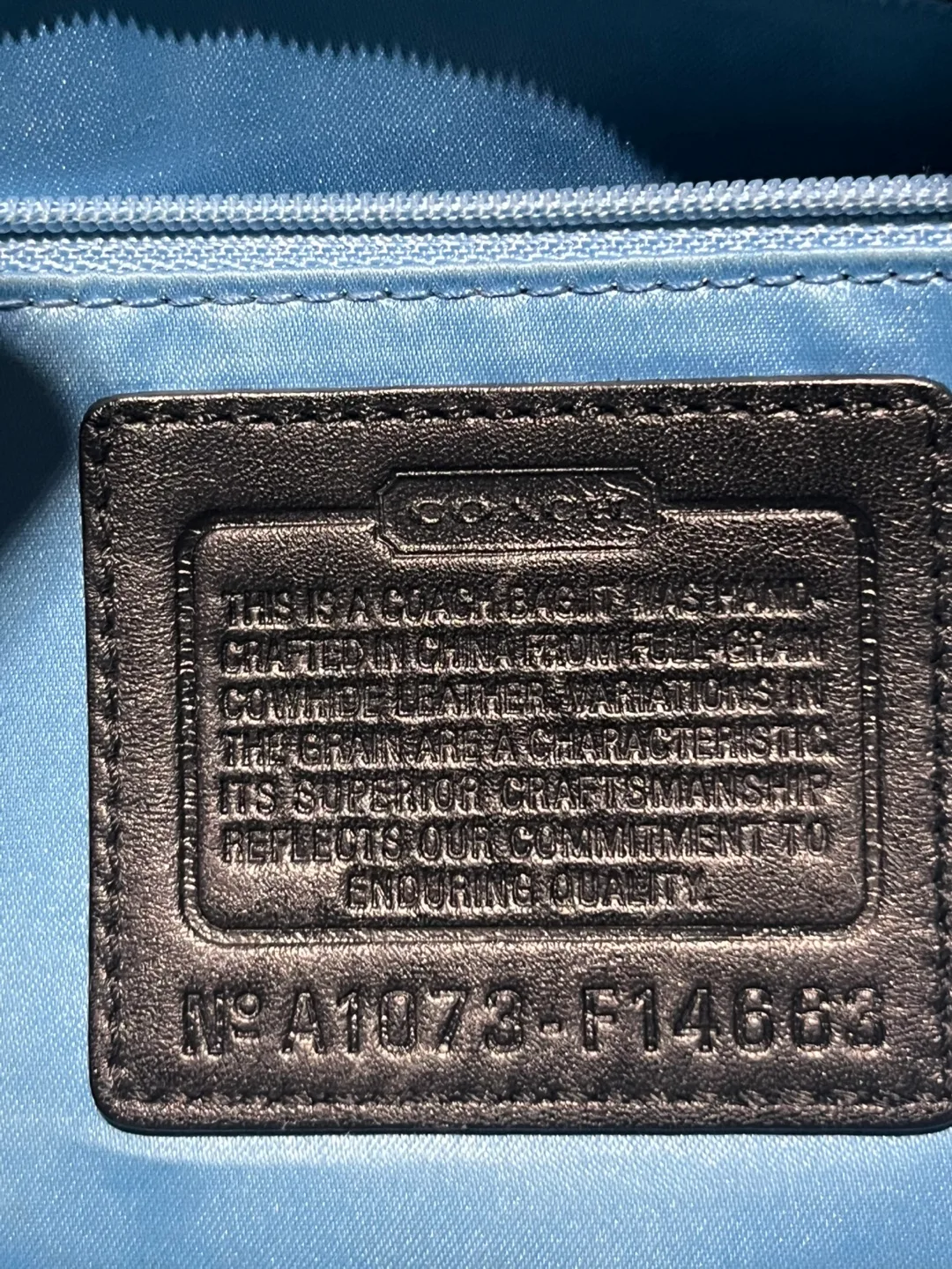 🌼 Vintage Black Coach Shoulder Bag 🌼 image indicator(10)