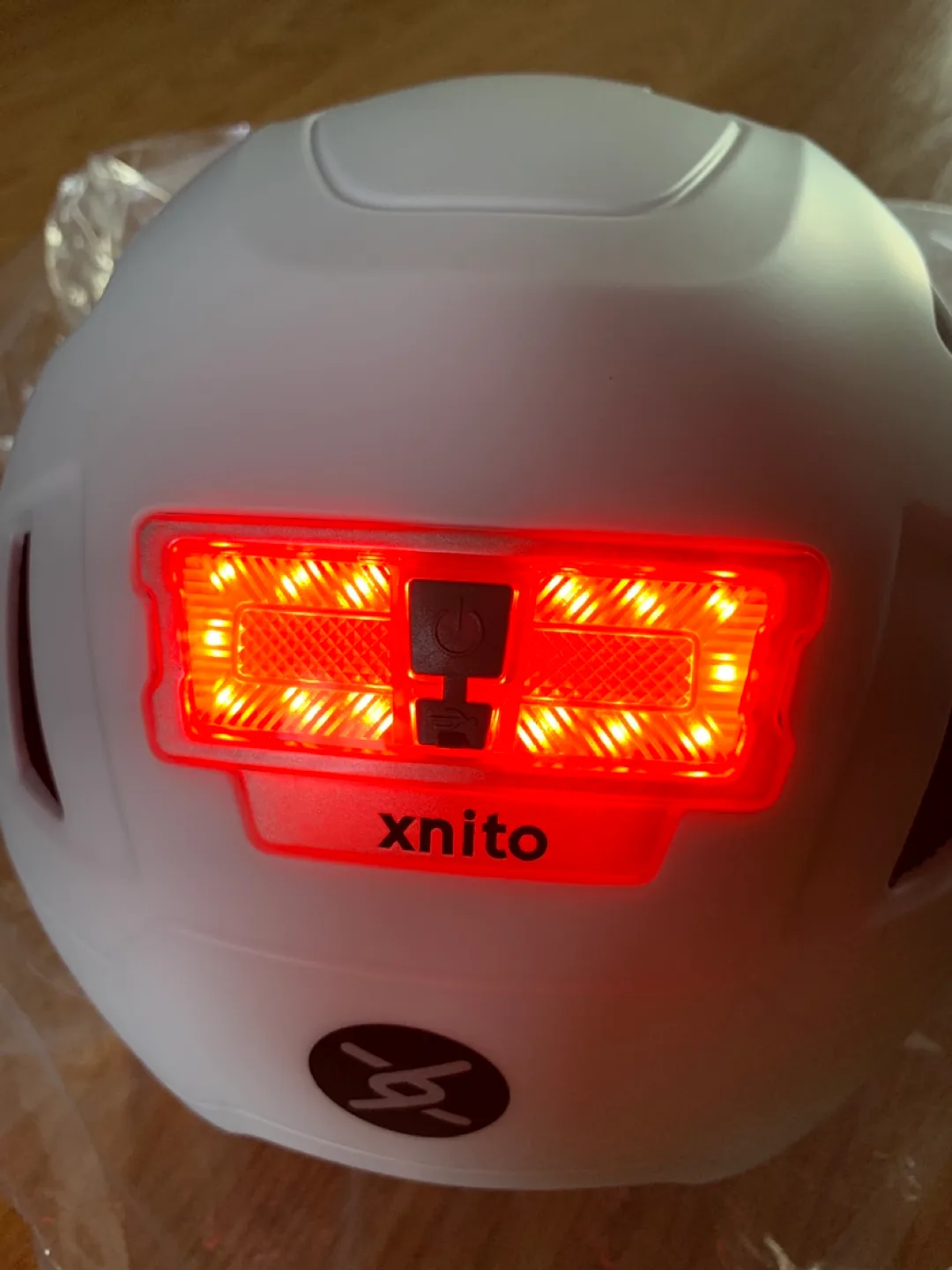 Xnito Bike Helmet with LED Lights - White image indicator(6)