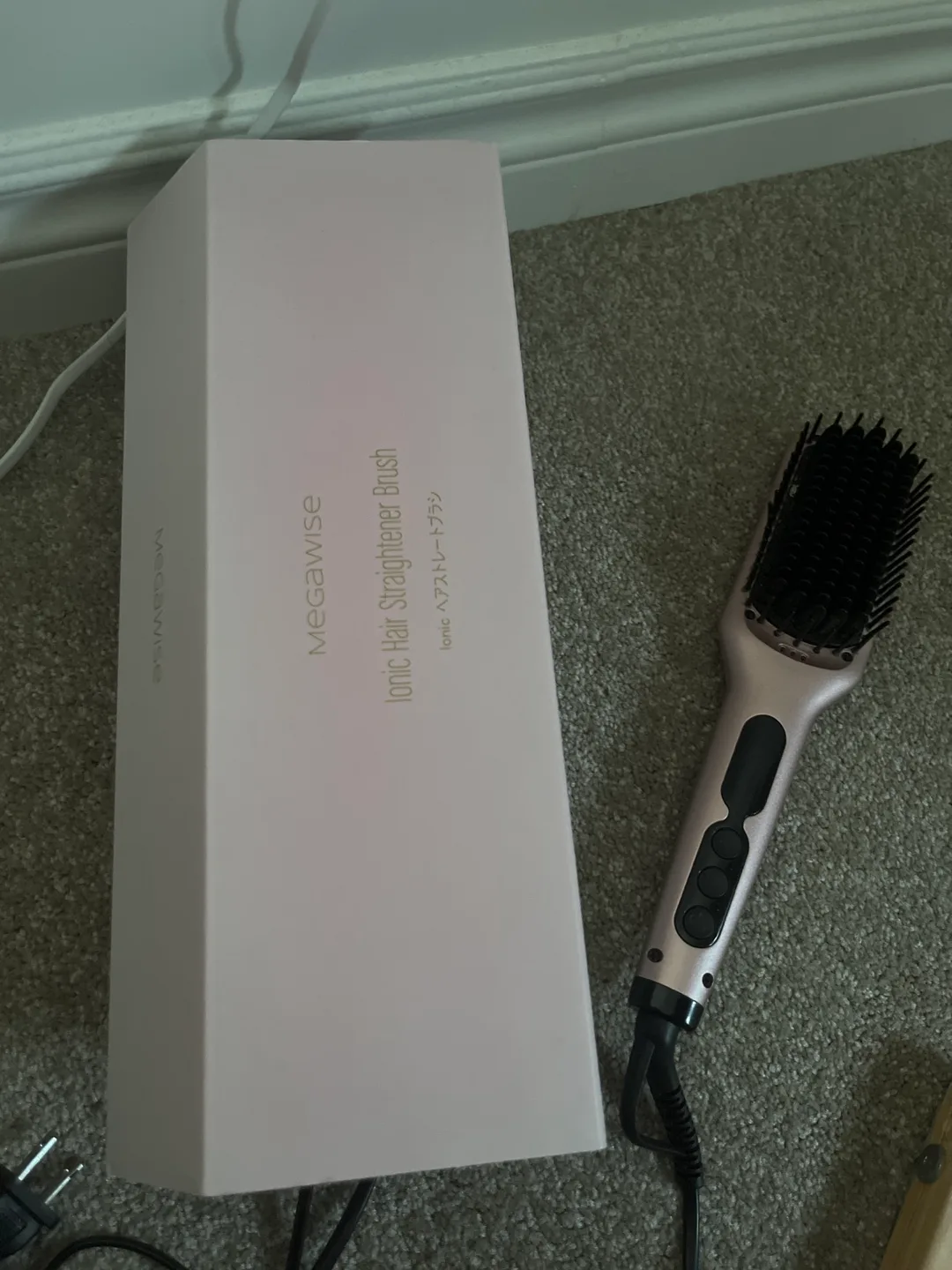 Megawise Ionic Hair Straightener Brush image indicator(2)