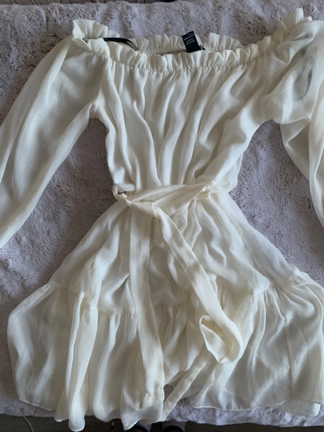 White off shoulder dress