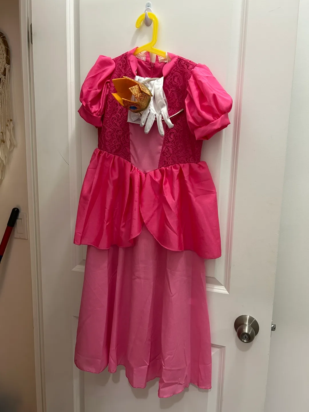 Kids’ Costumes for Sale – Size 8 (Worn Once Only!) thumbnail