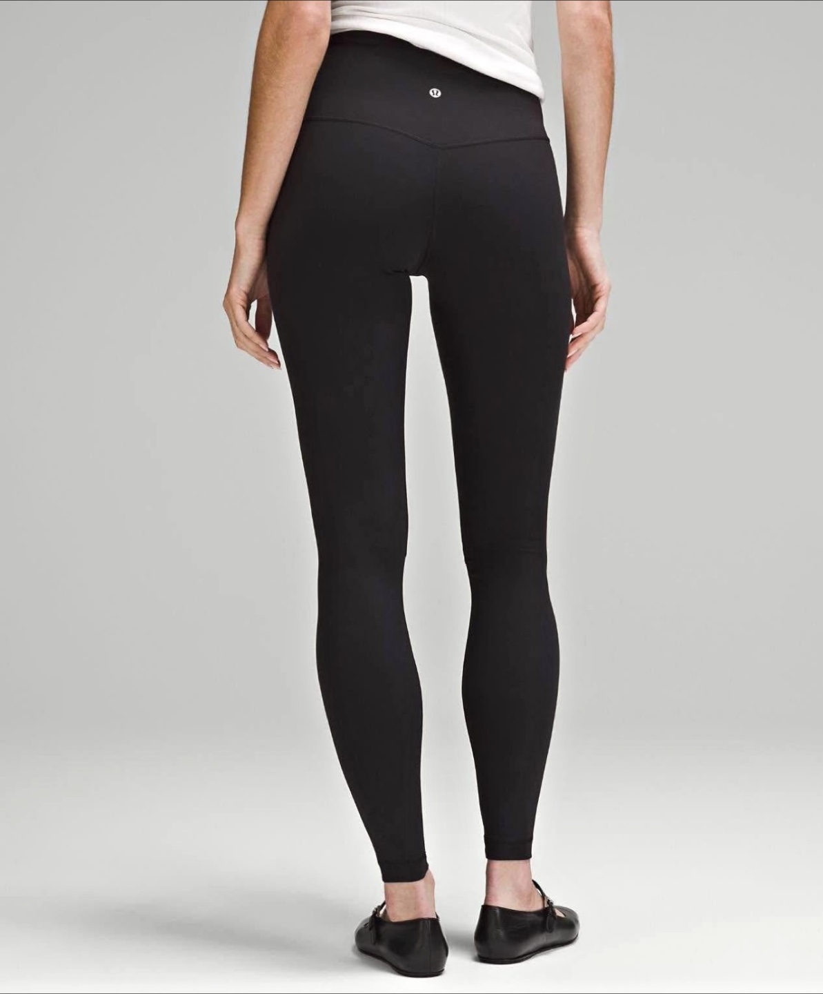 Lululemon Leggings 25” Align HR Leggings Size 6