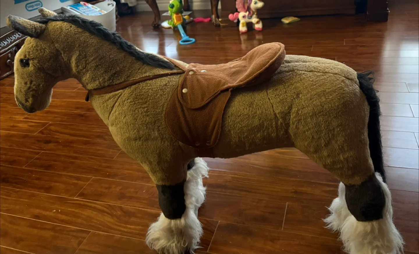 Large Plush Ride-On Horse Toy image indicator(2)