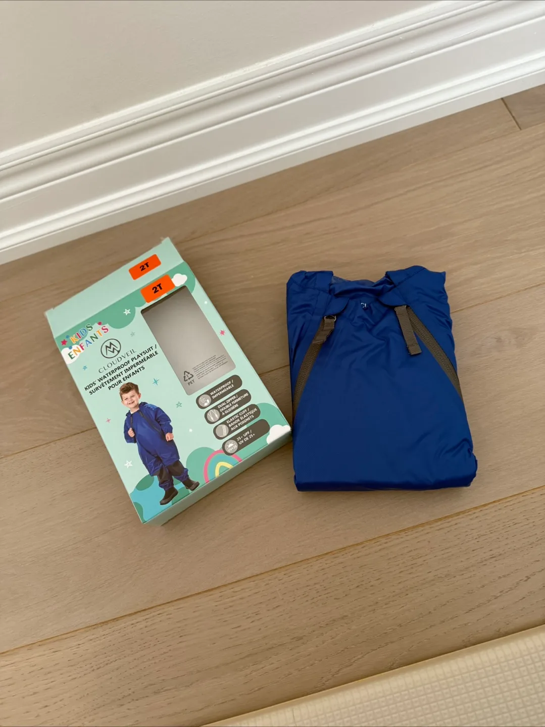 Kids Waterproof Playsuit Size 2T - READ DESCRIPTION. image indicator(5)