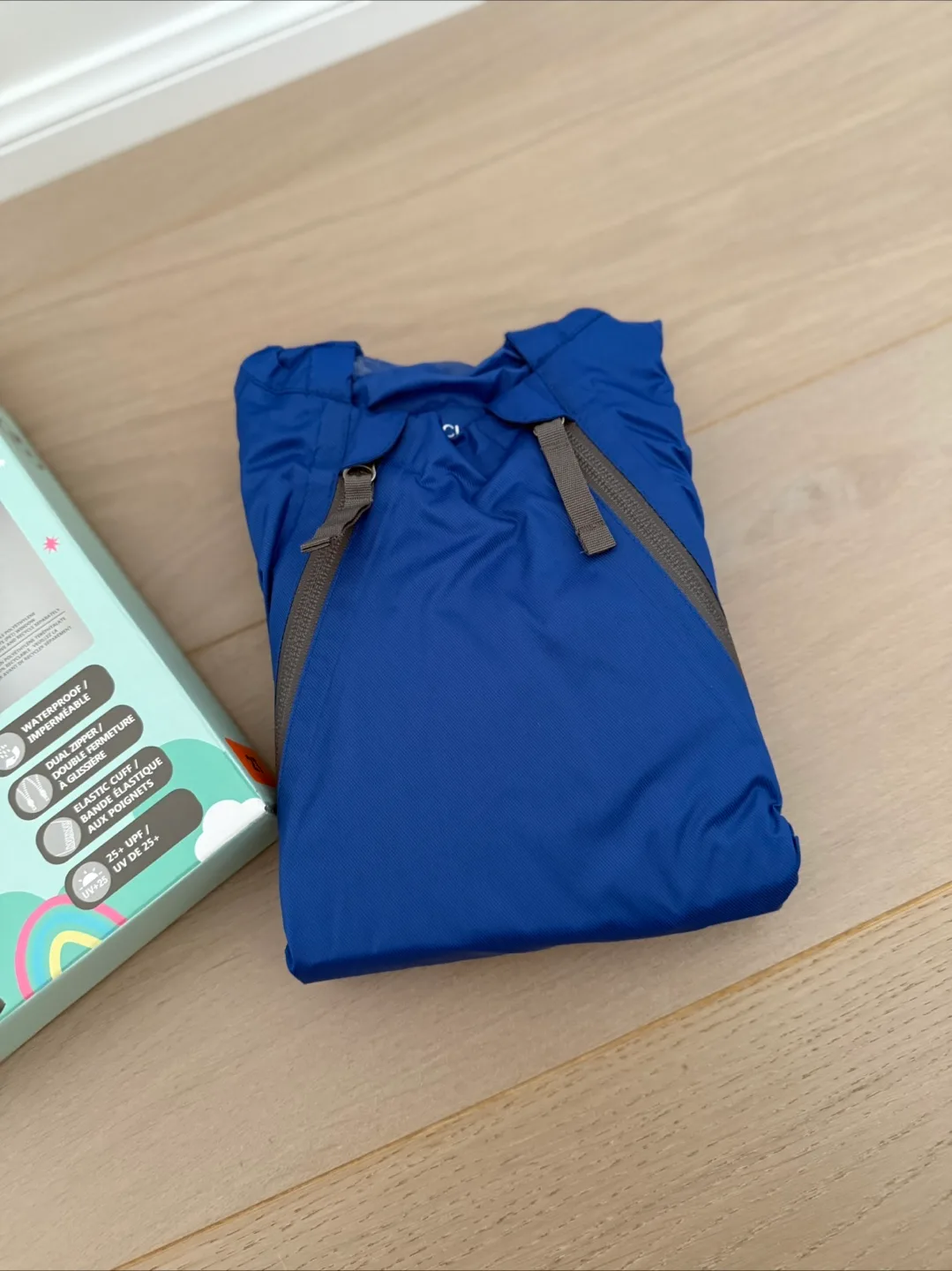 Kids Waterproof Playsuit Size 2T - READ DESCRIPTION. image indicator(4)