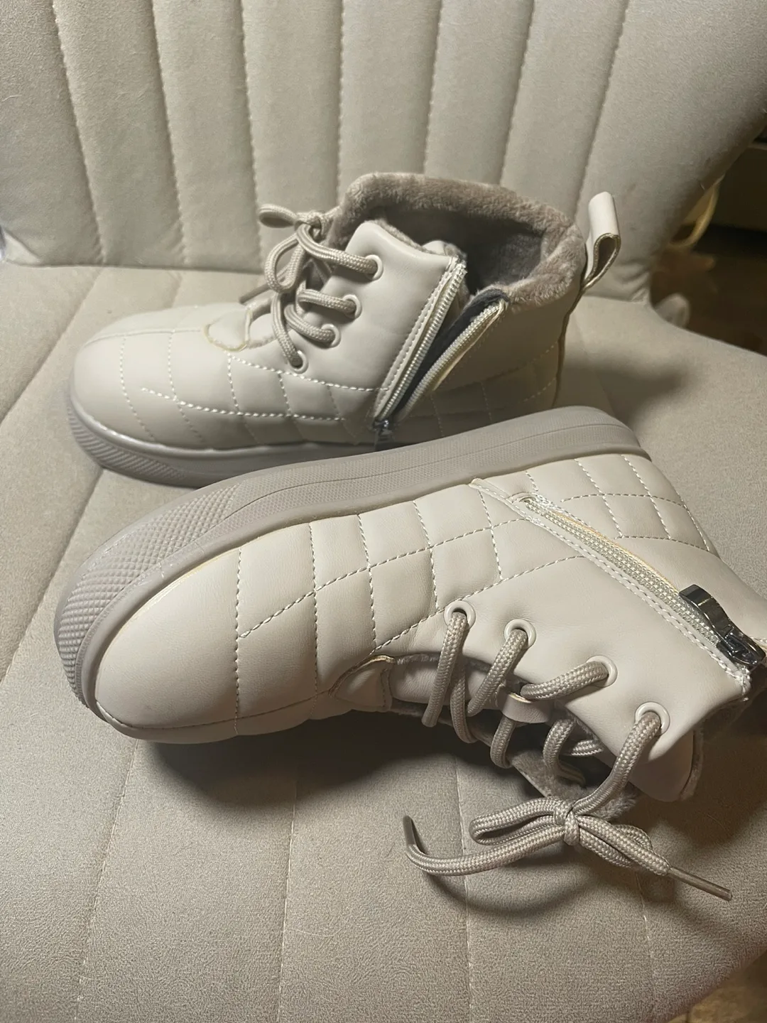 Kids' Beige Quilted Winter Boots Size 34 thumbnail