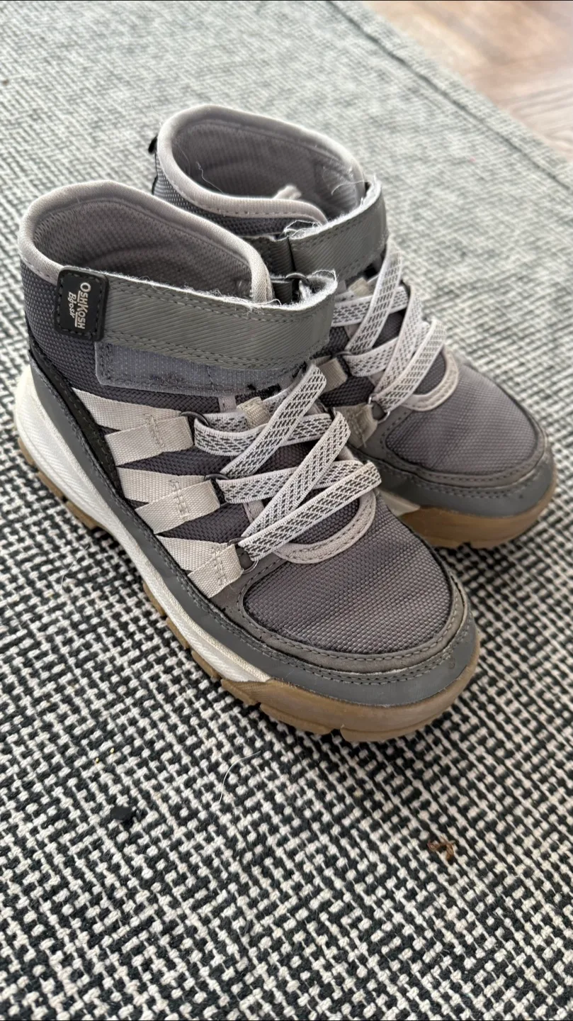 Toddler Boots Size 12M thumbnail