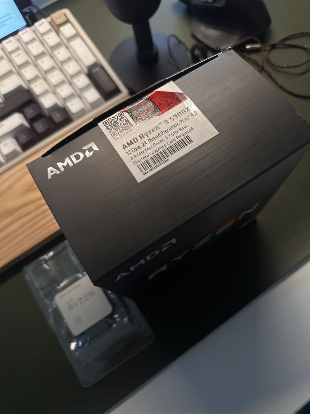 AMD Ryzen 9 5900X 12-Core Processor - photo 4
