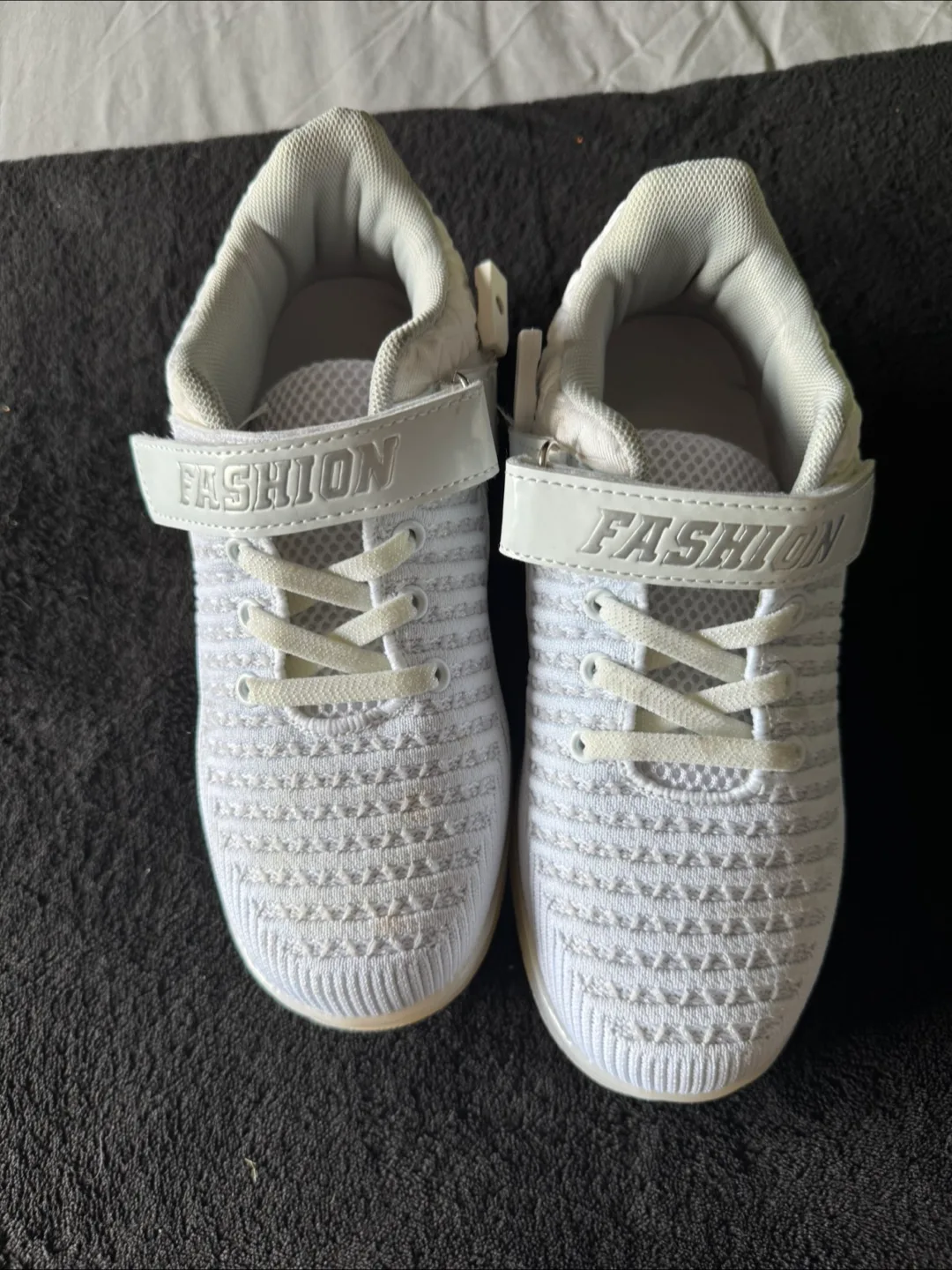 Girls' White Roller Sneakers, Size 36 image indicator(2)