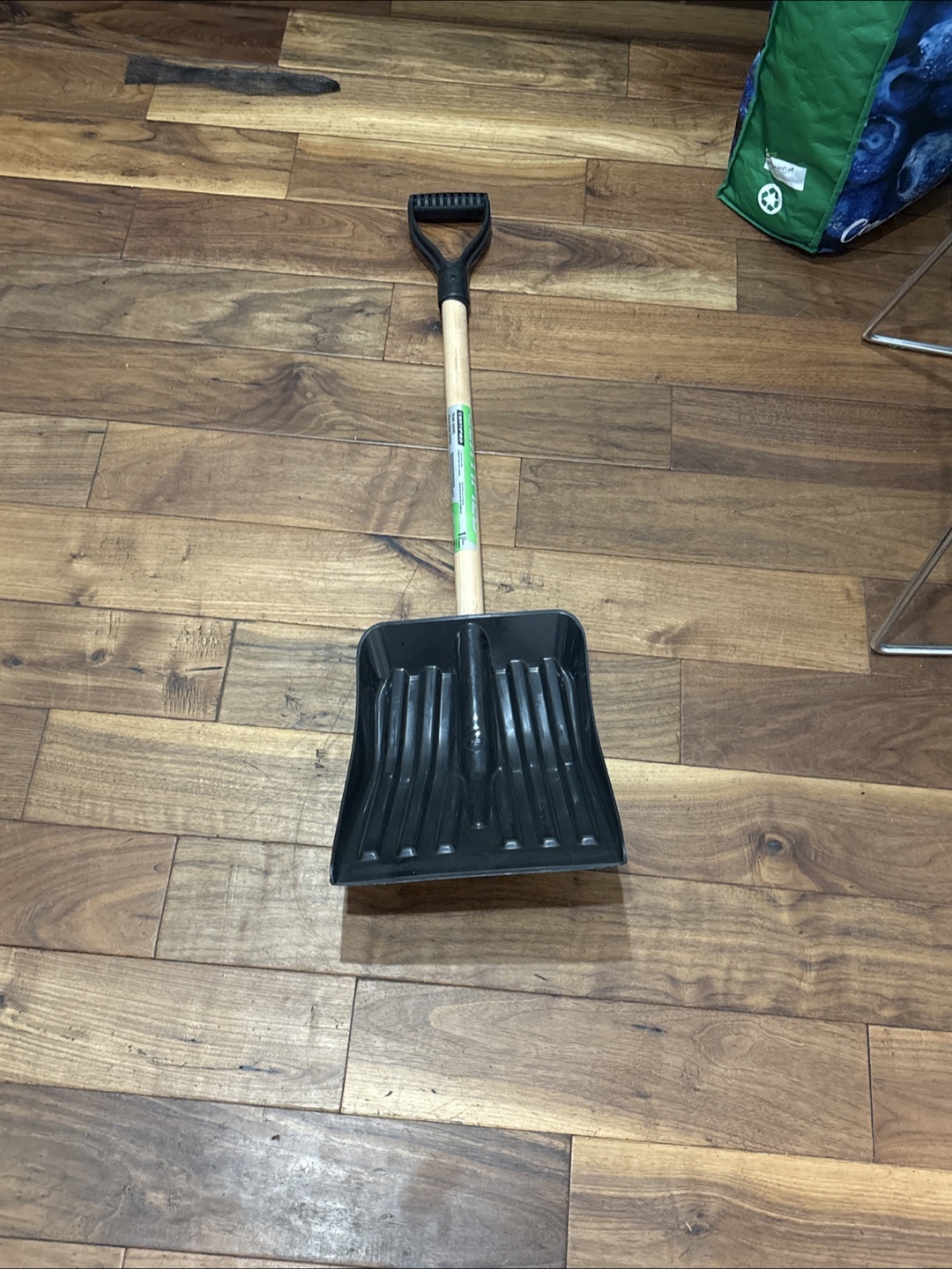Snow Shovel with Wooden Handle