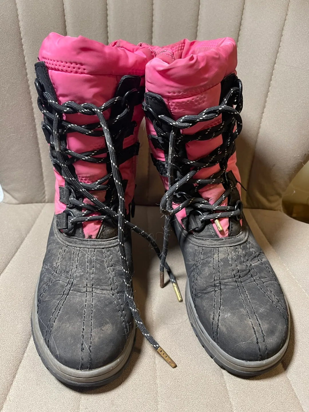 Pink & Black Kids' Winter Boots Size 1 thumbnail