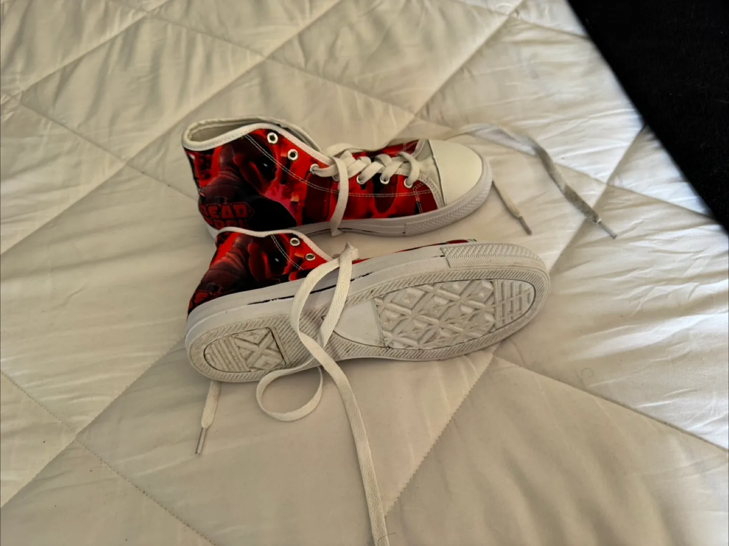 Deadpool High-Top Canvas Shoes - Size 8.5 Women's image indicator(2)