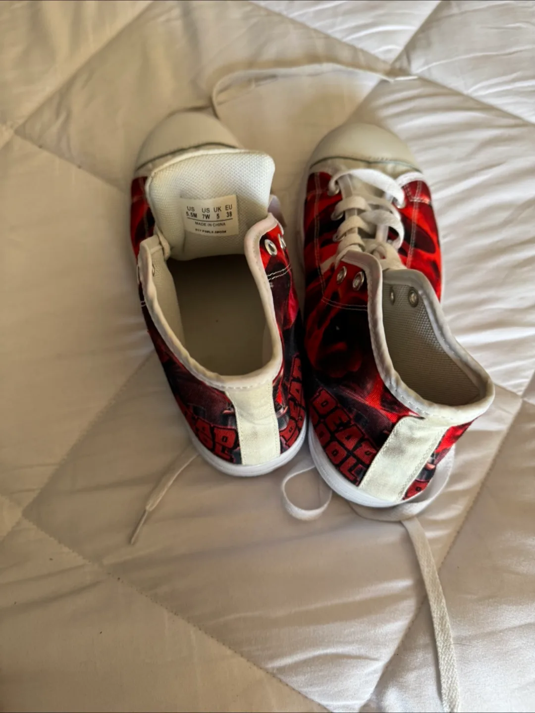 Deadpool High-Top Canvas Shoes - Size 8.5 Women's image indicator(3)