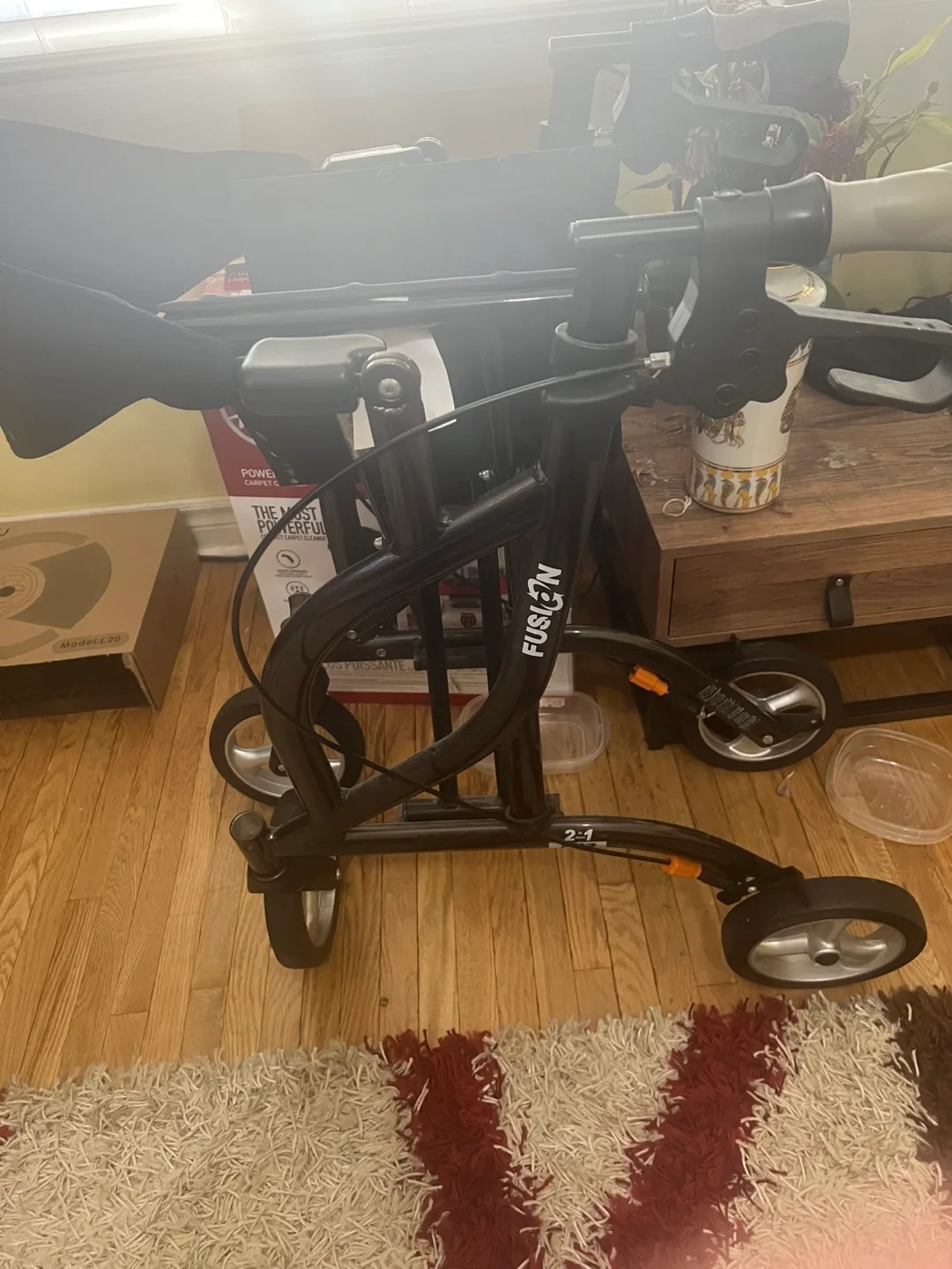 Used Fusion Rollator Walker image indicator(3)