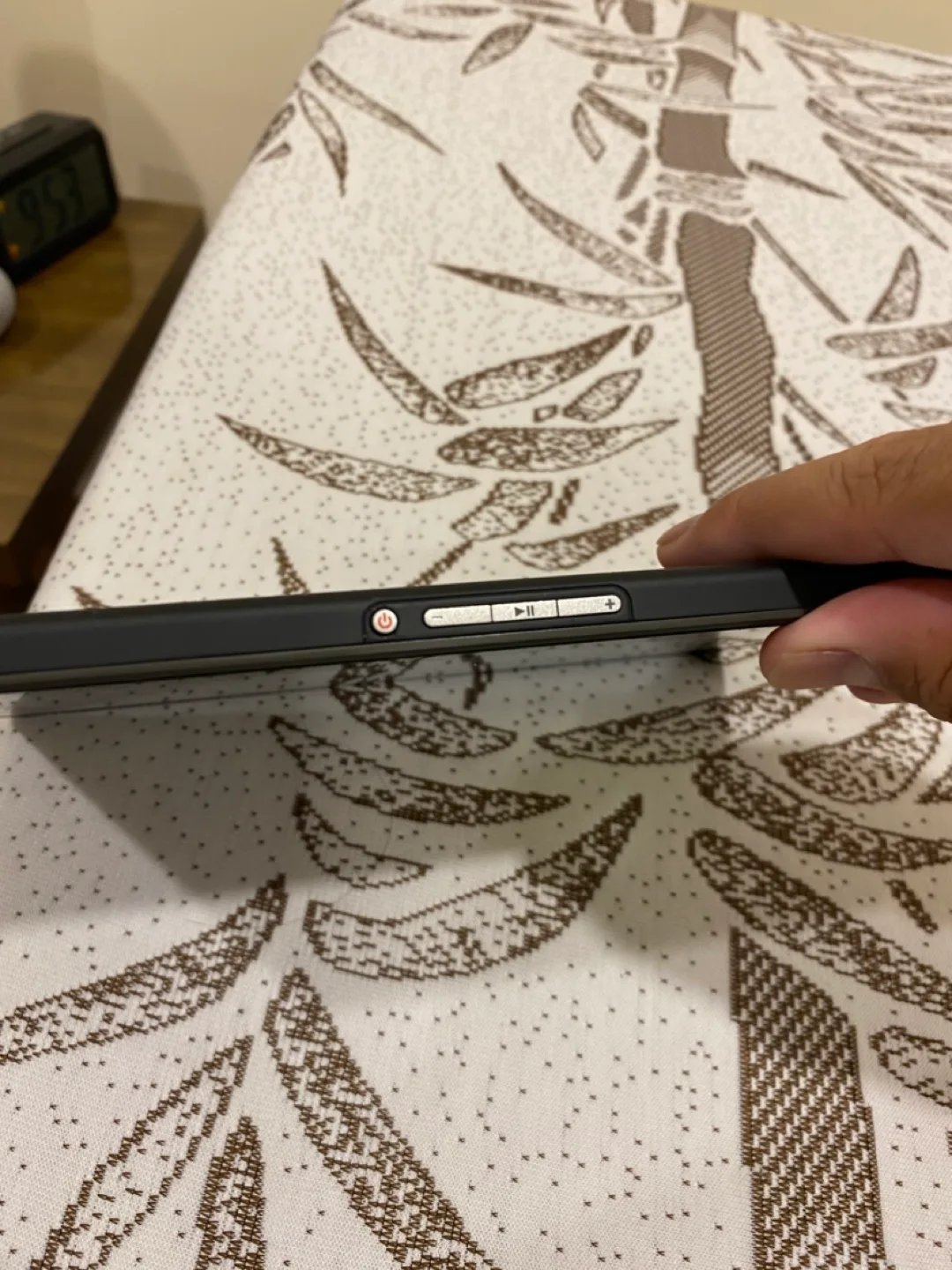 BlackBerry PlayBook Tablet 32GB - With Case - $15 image indicator(6)