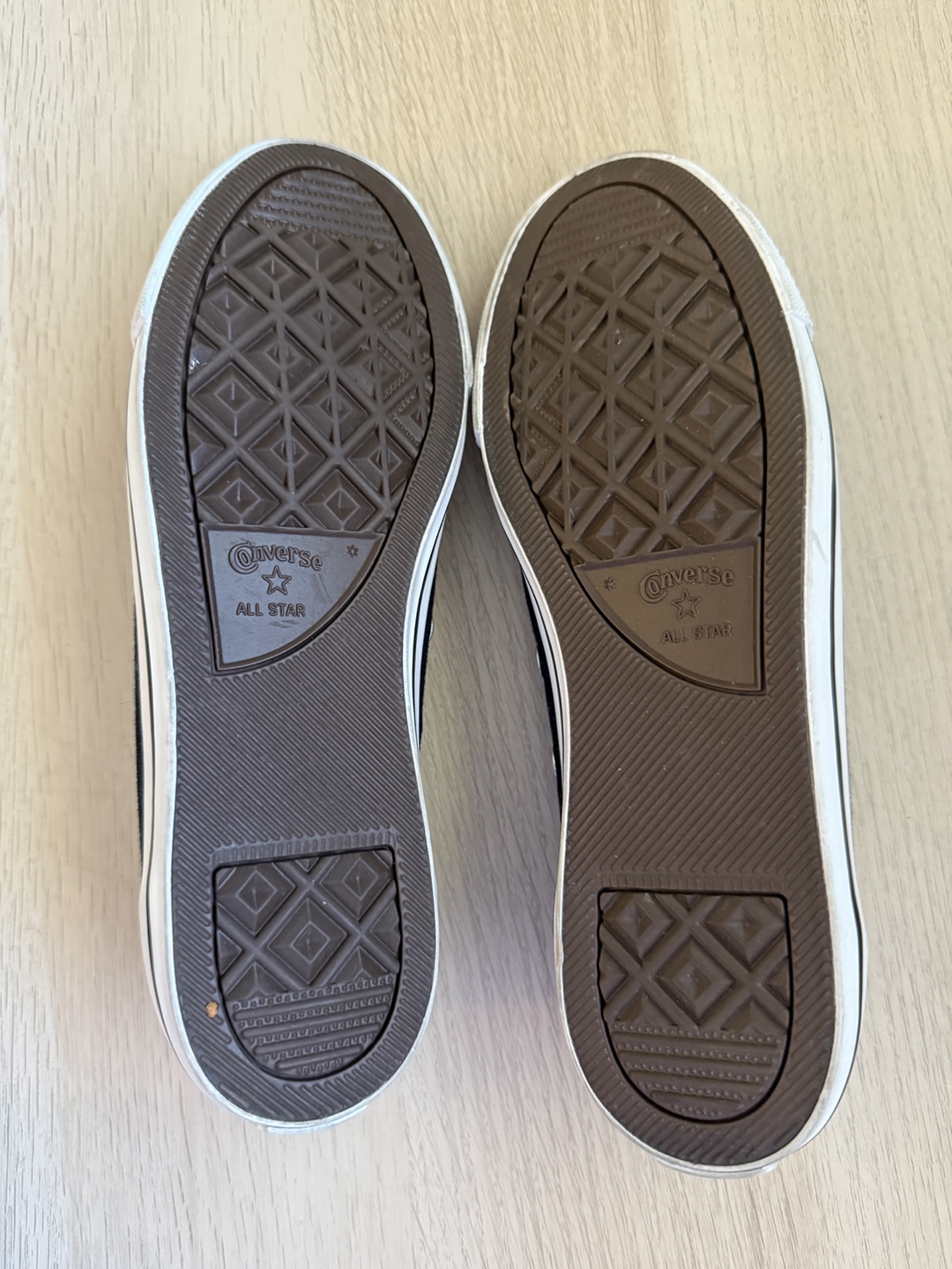 Converse sneakers women 6.5 - photo 2