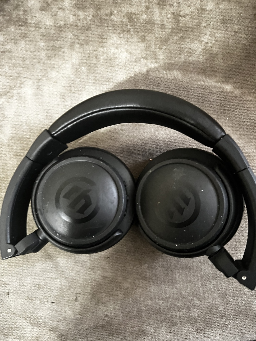Black Headphones #freecycle
