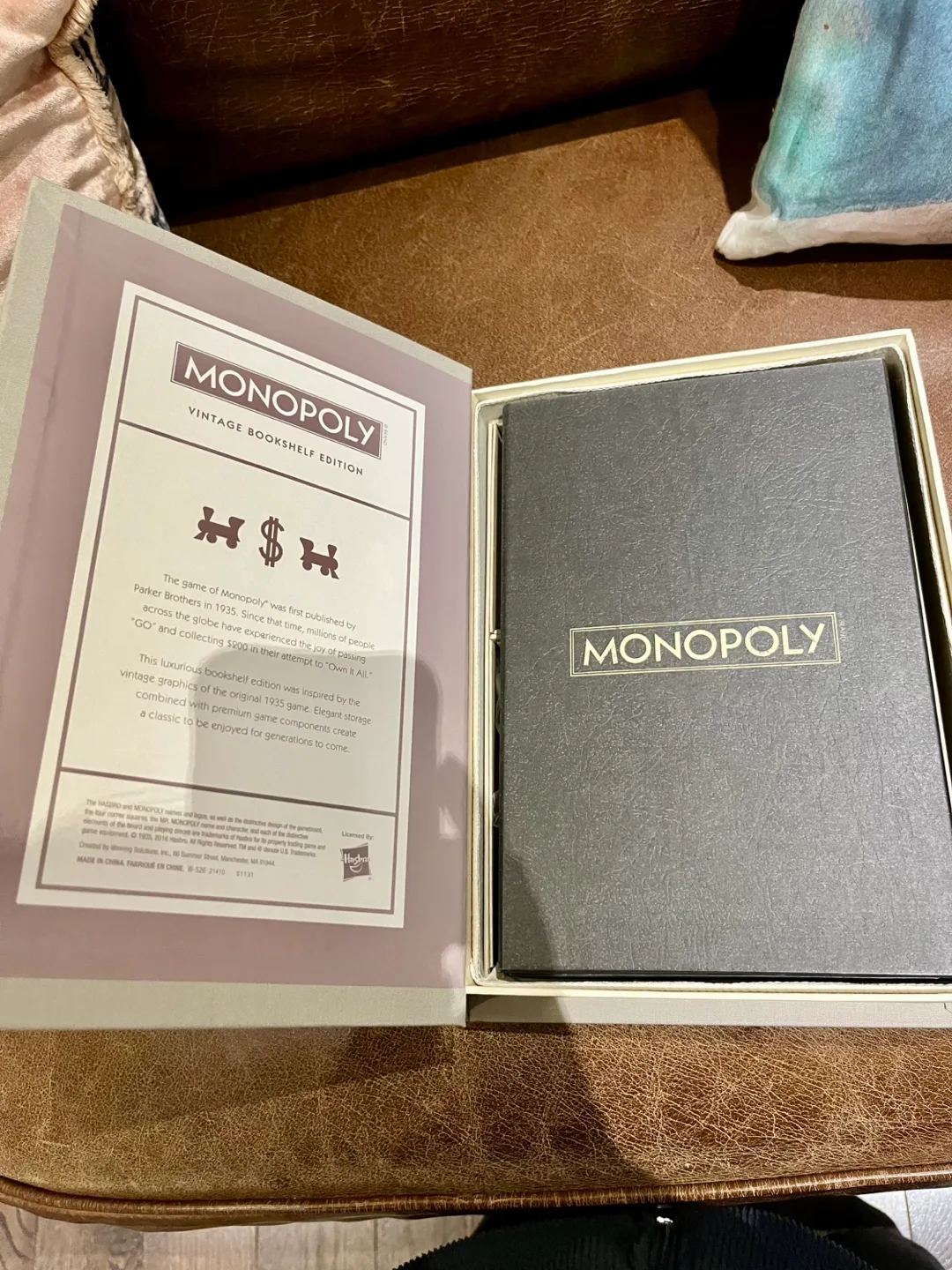 *rare* Vintage Bookshelf Monopoly Game image indicator(3)